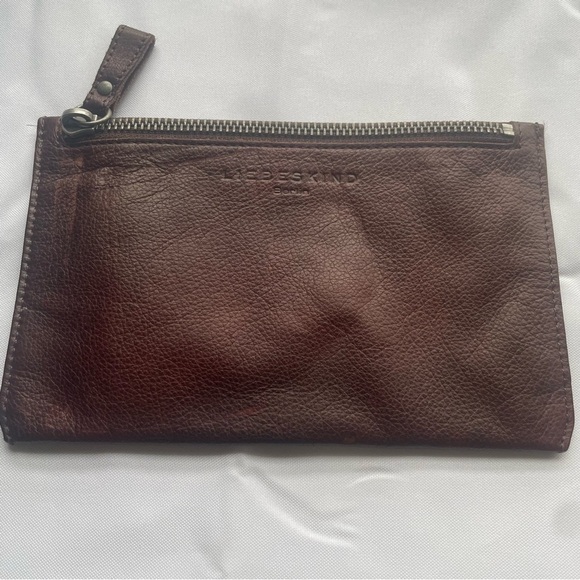 Liebeskind Luxury 100% Cow Leather Zip FLAT Pouch Wallet Clutch Brown - Picture 1 of 10